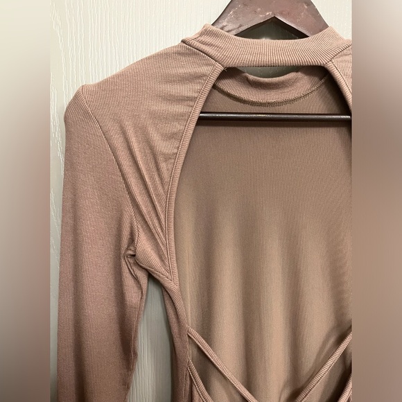 Princess Polly Jace mini dress size 6 light brown - Picture 8 of 10